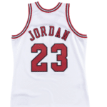 10 Things Commercial Real Estate Sellers Can Learn from Michael Jordan