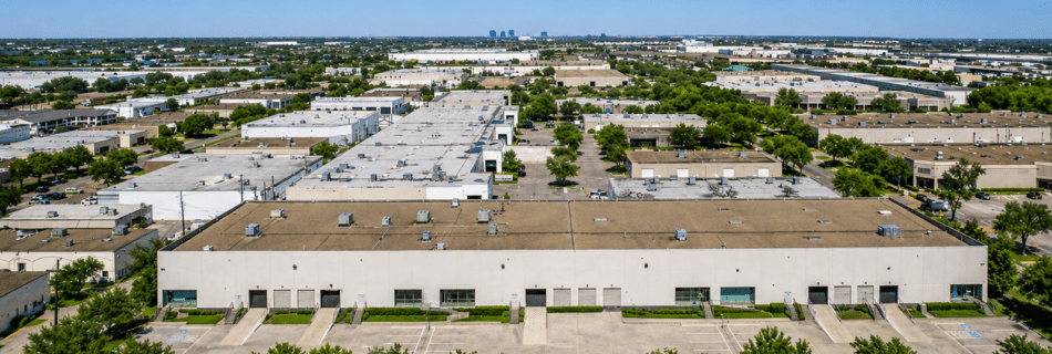 Small Bay Industrial Commercial Real Estate