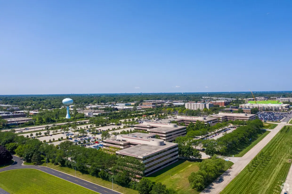 1411-1435 Lake Cook Rd Deerfield IL Office Space Conversion